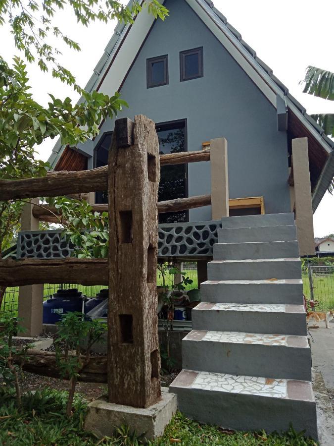 Joglopari Guesthouse Room 2 Bukan Untuk Pasangan Non Pasutri Tjepit Exterior foto